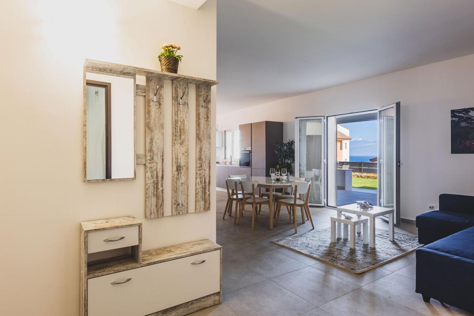 Etna Mare Apartments By Wonderful Italy Аугуста Экстерьер фото